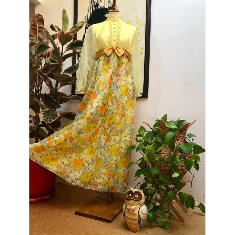 Quirky Bride!!!! Wedding Dress w Veil - Picture 12 of 16